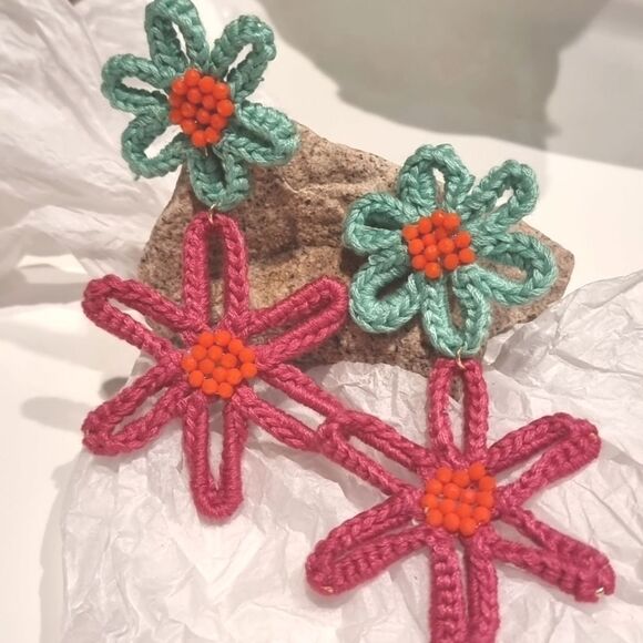 New ZARA Bright Flower Beaded Earrings - Picture 7 of 10